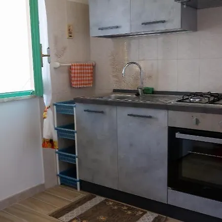 Adorabile: A 5 Min Dalla Spiaggia Apartment